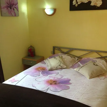 Au Ch'ti Del Lys Bed & Breakfast *